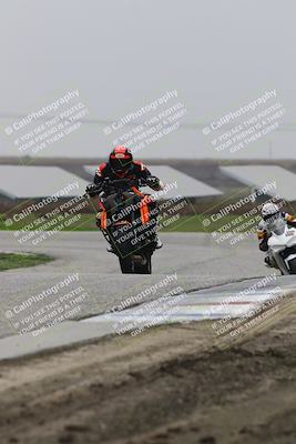 media/Nov-29-2025-TrackDaz (Sat) [[10ae2d9bce]]/A Group/Session 4 (Wheelie Bump)/